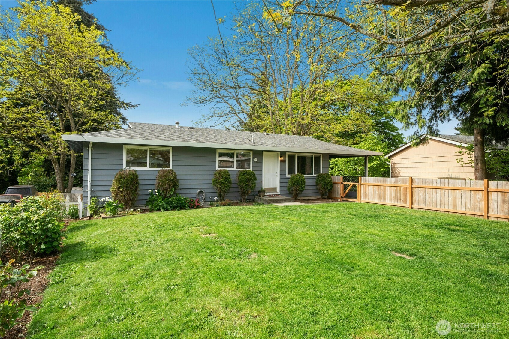 Property Photo: 2730 SW 330th Street WA 98023