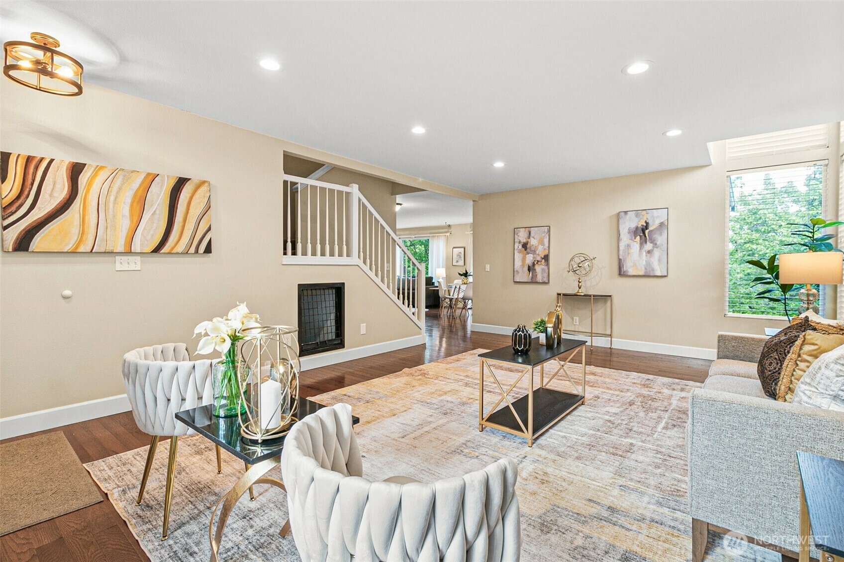 Property Photo: 5109 Francis Court SE WA 98092