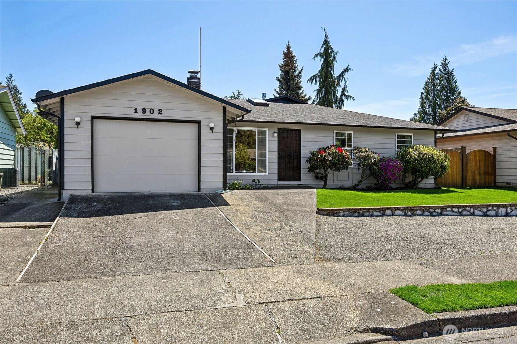 Property Photo: 1902 21st Street NE WA 98002
