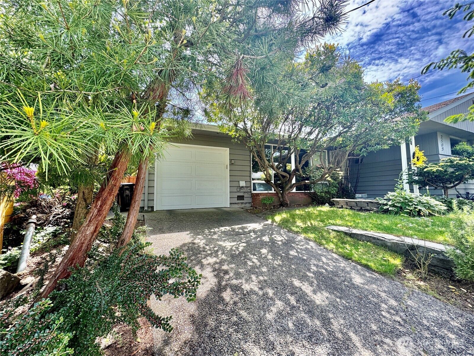 Property Photo: 2509 SW Portland Court WA 98106