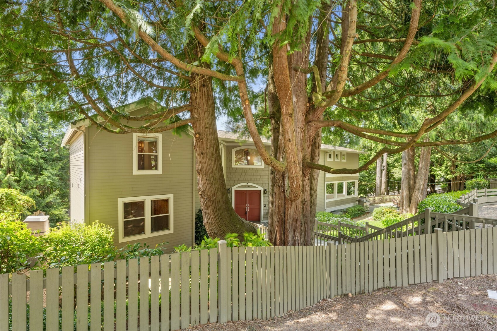 Property Photo: 11205 NE 95th Street WA 98033