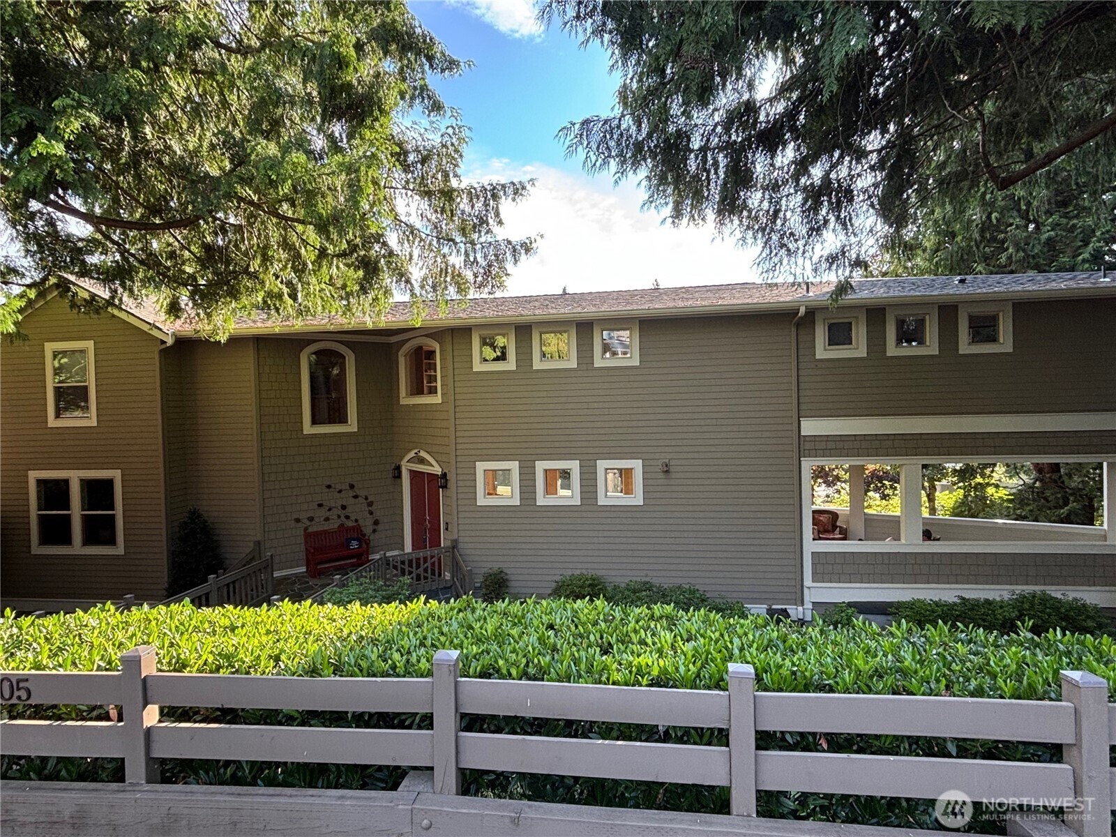 Property Photo: 11205 NE 95th Street WA 98033