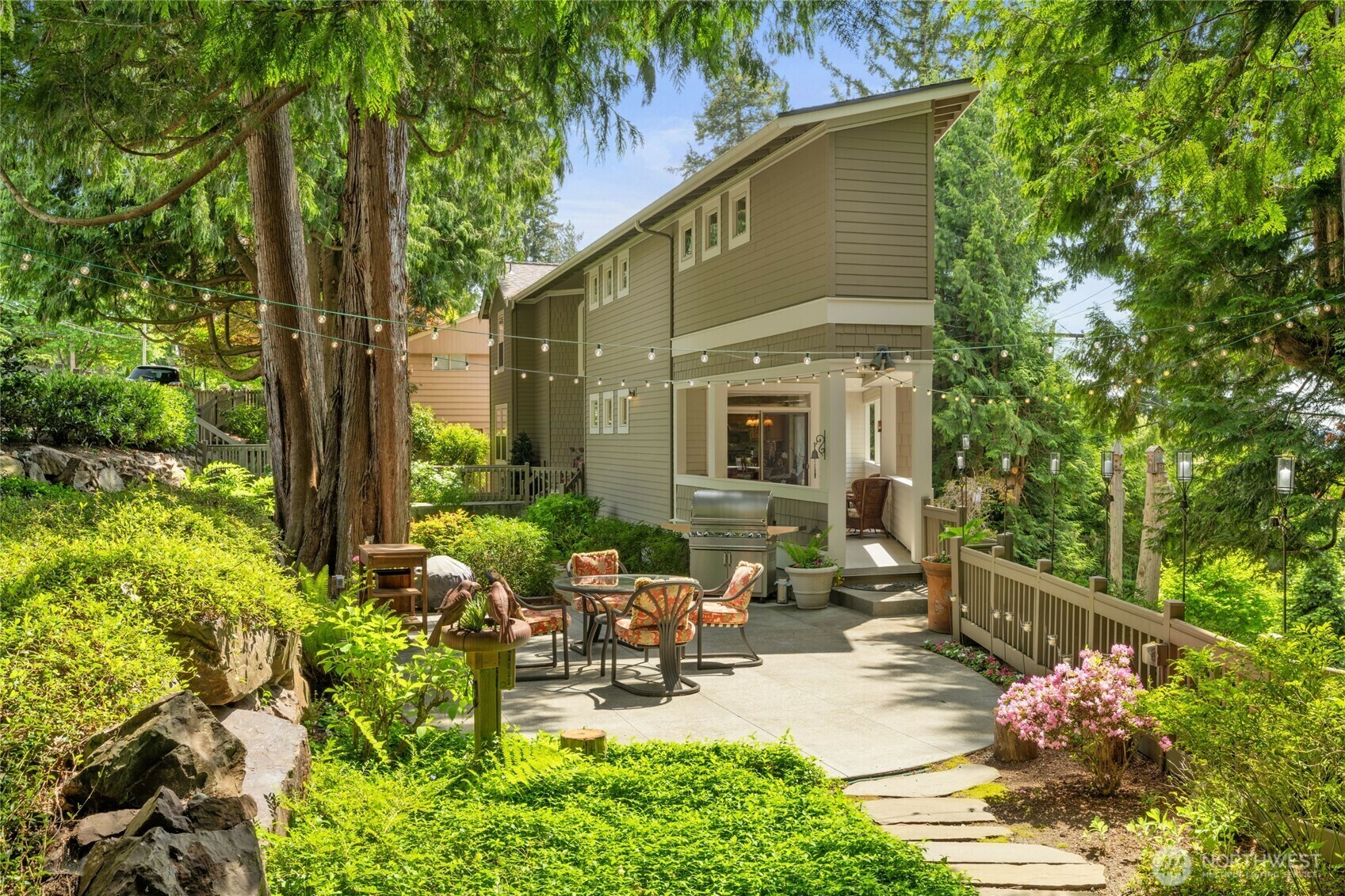 Property Photo: 11205 NE 95th Street WA 98033