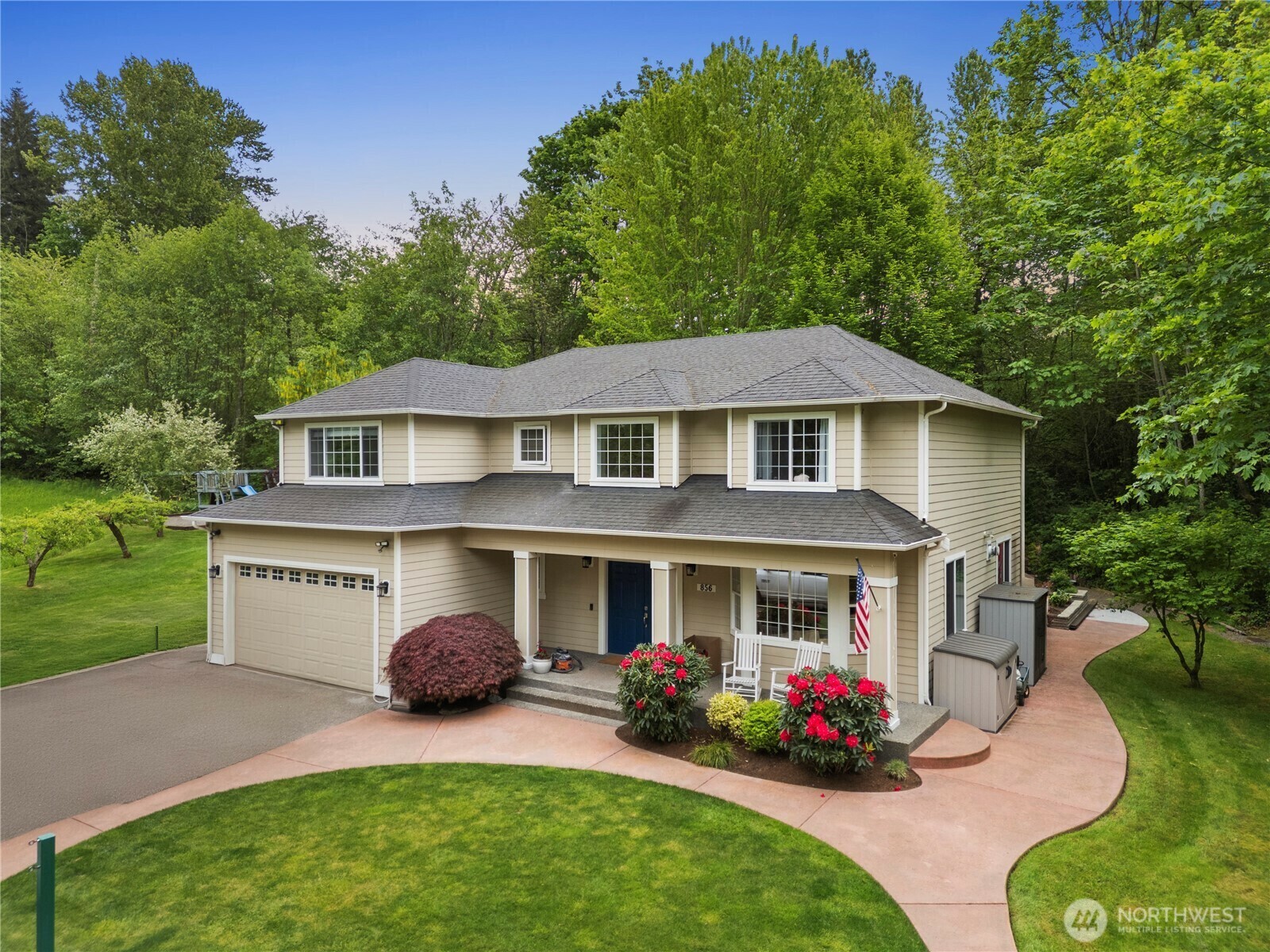 Property Photo: 856 Hilltop Avenue WA 98031