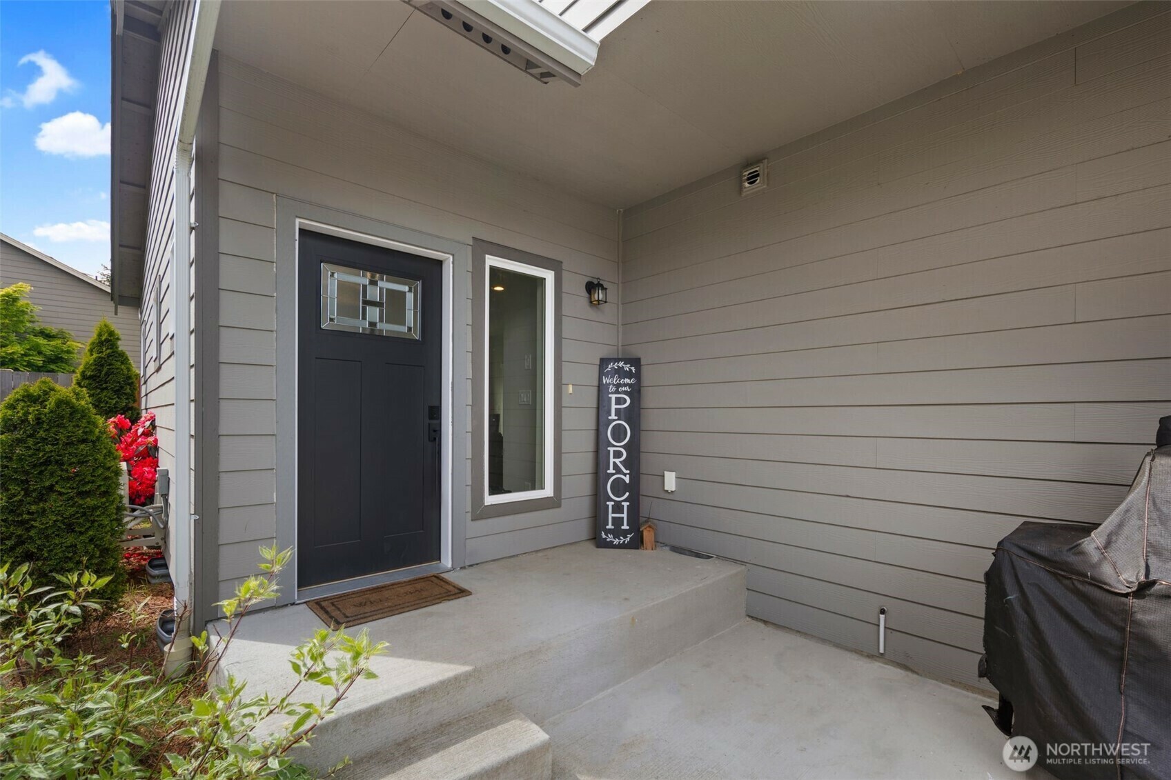 Property Photo: 1851 SW Cooper Way WA 98277