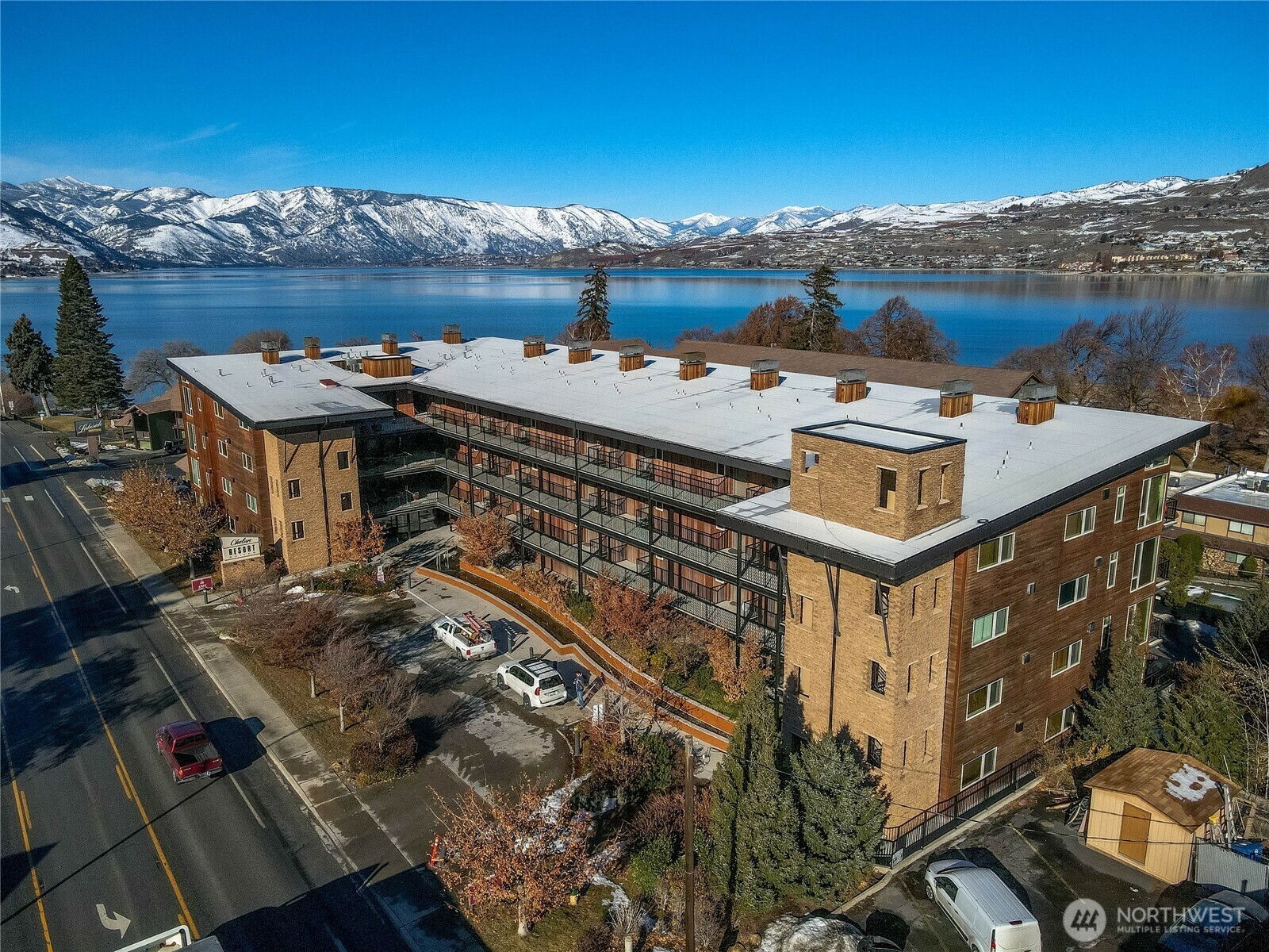 Property Photo: 2220 W Woodin Avenue 109 WA 98816