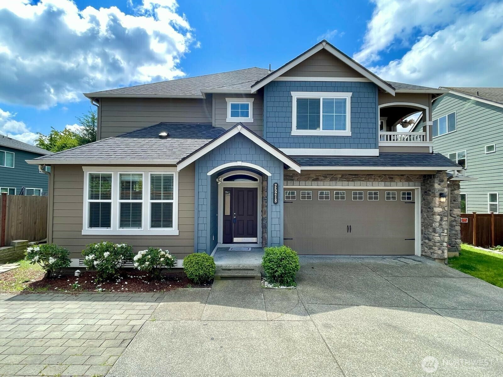 Property Photo: 25218 113th Avenue SE WA 98030