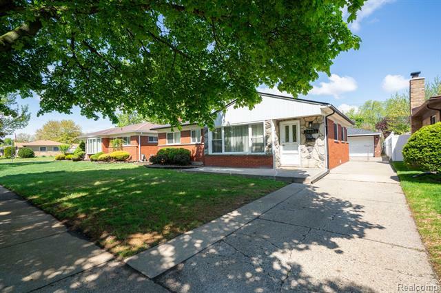 Property Photo: 24686 Ward Street MI 48180