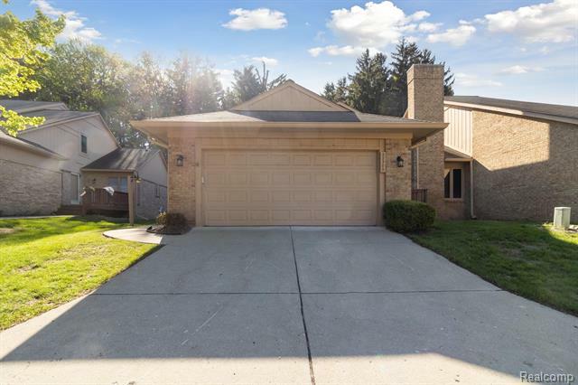 22300 River Ridge Trail  Farmington Hills MI 48335 photo