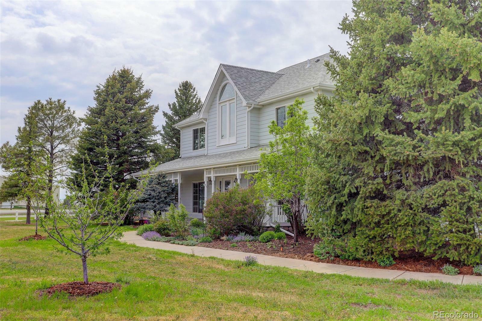 Property Photo: 31 N Algonquian Street CO 80018