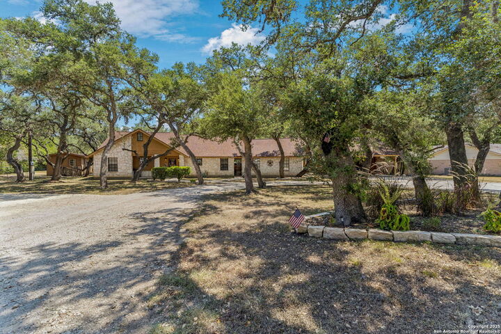 9516 Geronimo Oaks  San Antonio TX 78254 photo