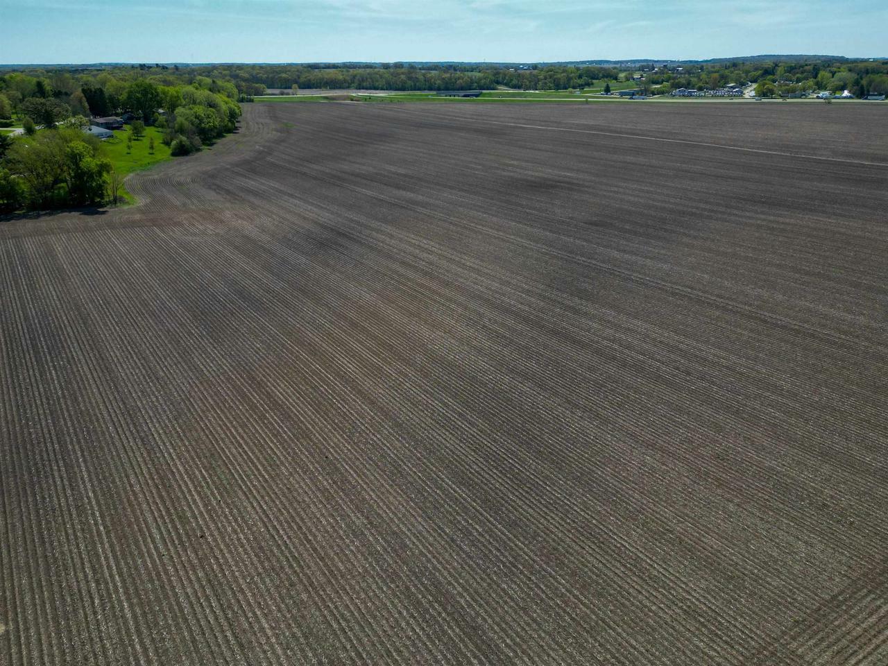 Property Photo: E M-H Townline Road WI 53536