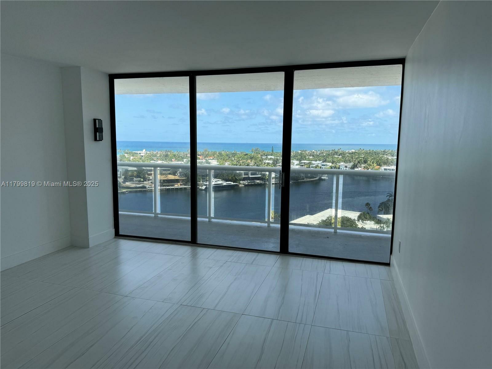 Property Photo: 20505 E Country Club Dr 1436 FL 33180