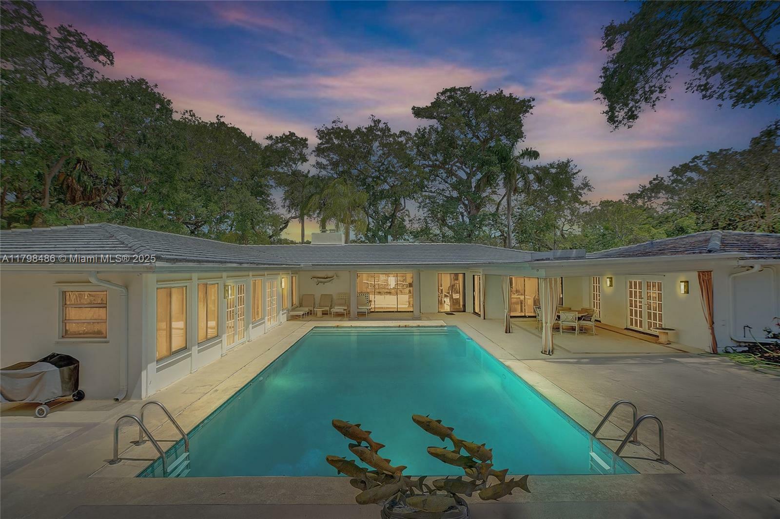 5465 Banyan Trl  Coral Gables FL 33156 photo