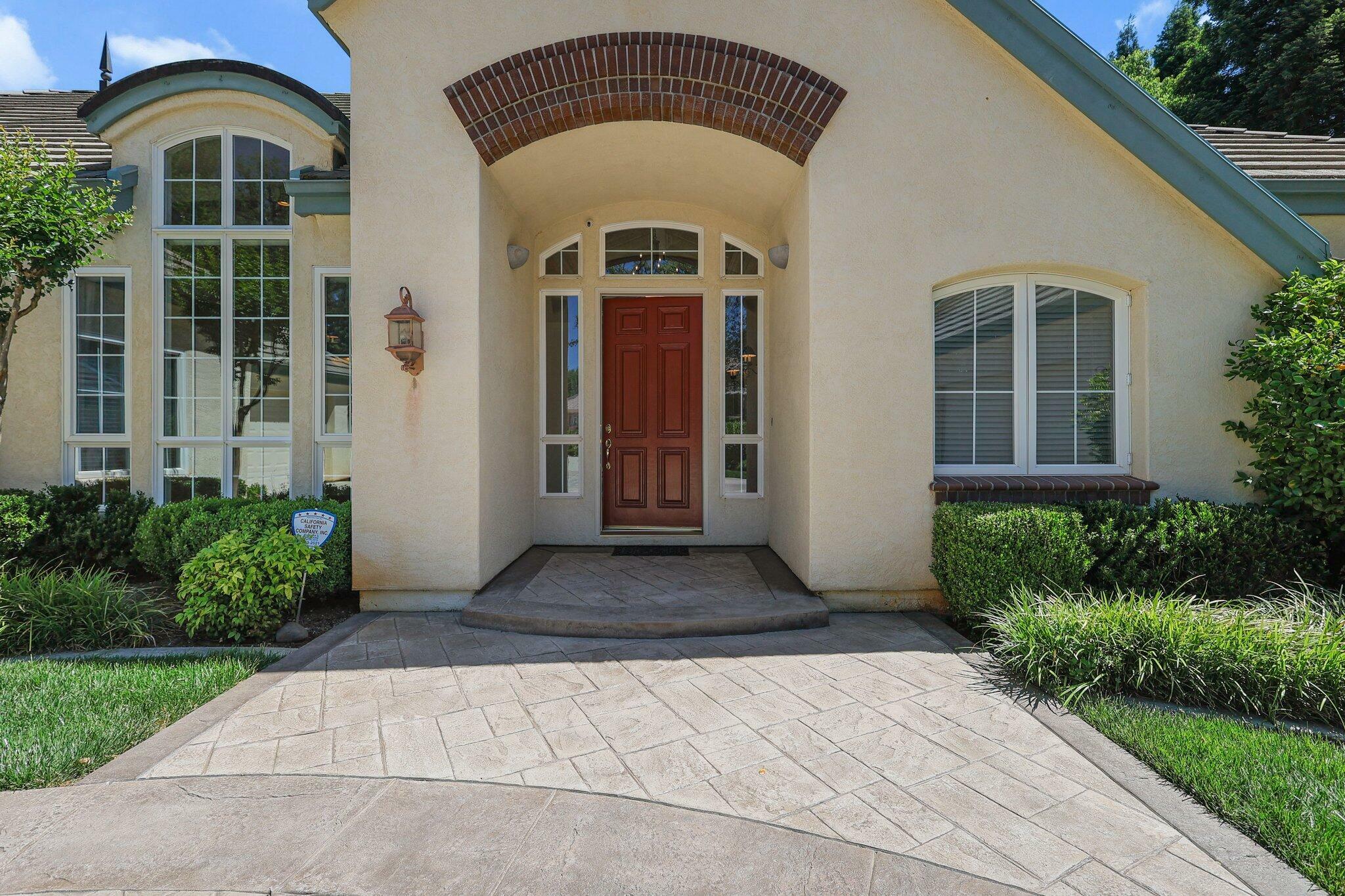 Property Photo: 13365 Tierra Heights Road CA 96003