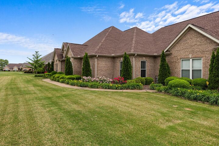 Property Photo:  3105 McGuire Dr  AL 35661 - MUSCLE S 