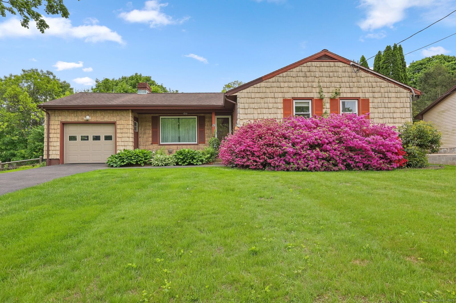 Property Photo:  15 Burton Avenue  CT 06611 
