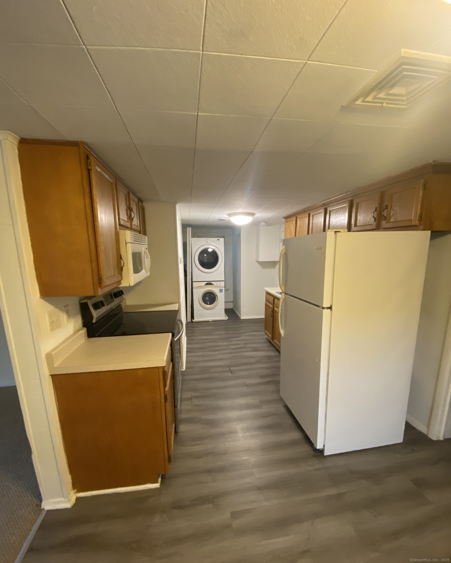 Property Photo: 165 Huntingtown Road CT 06470