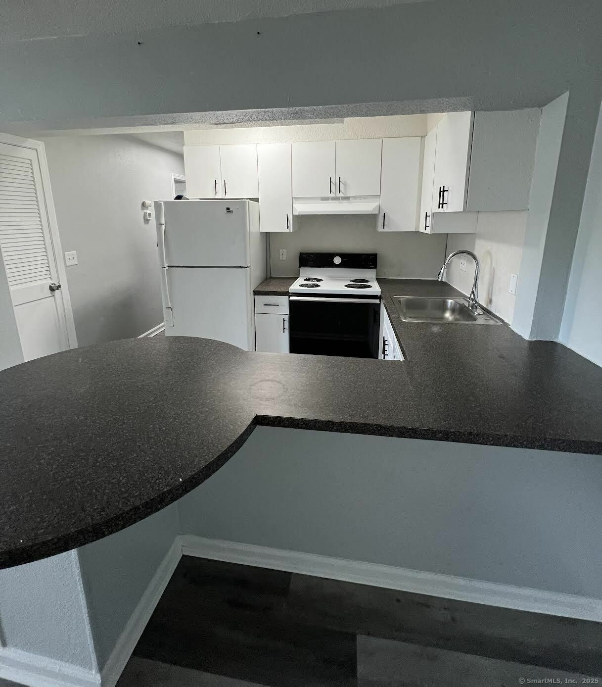 Property Photo: 1412 East Street B14 CT 06053