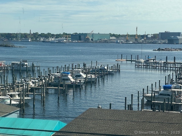 271 Pequot Avenue 4  New London CT 06320 photo