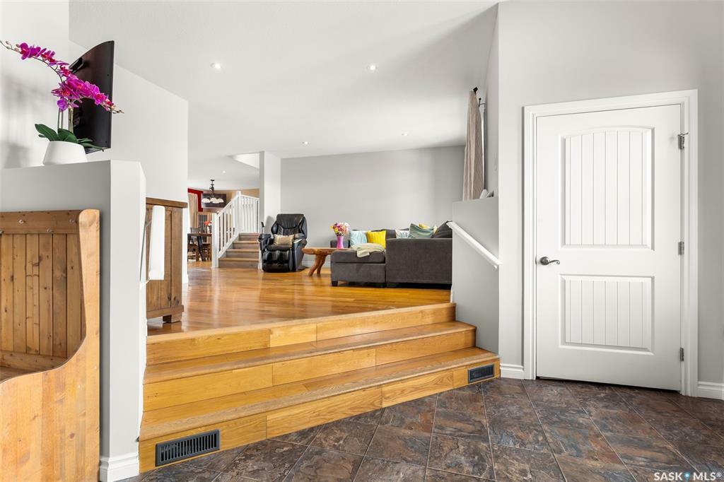Property Photo: 6 Bohach Bay SK S4L 5B1
