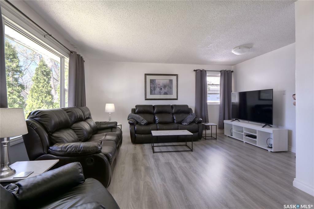 Photo de la propriété: 1119 6th Avenue NW SK S6H 4A7