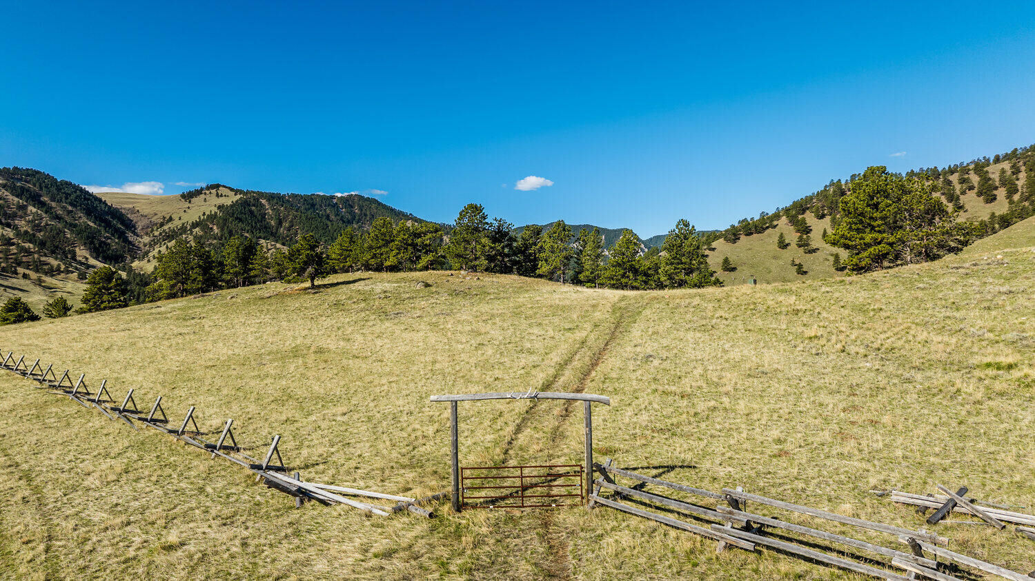 Property Photo:  Lot 15 Elk Ridge  WY 82834 