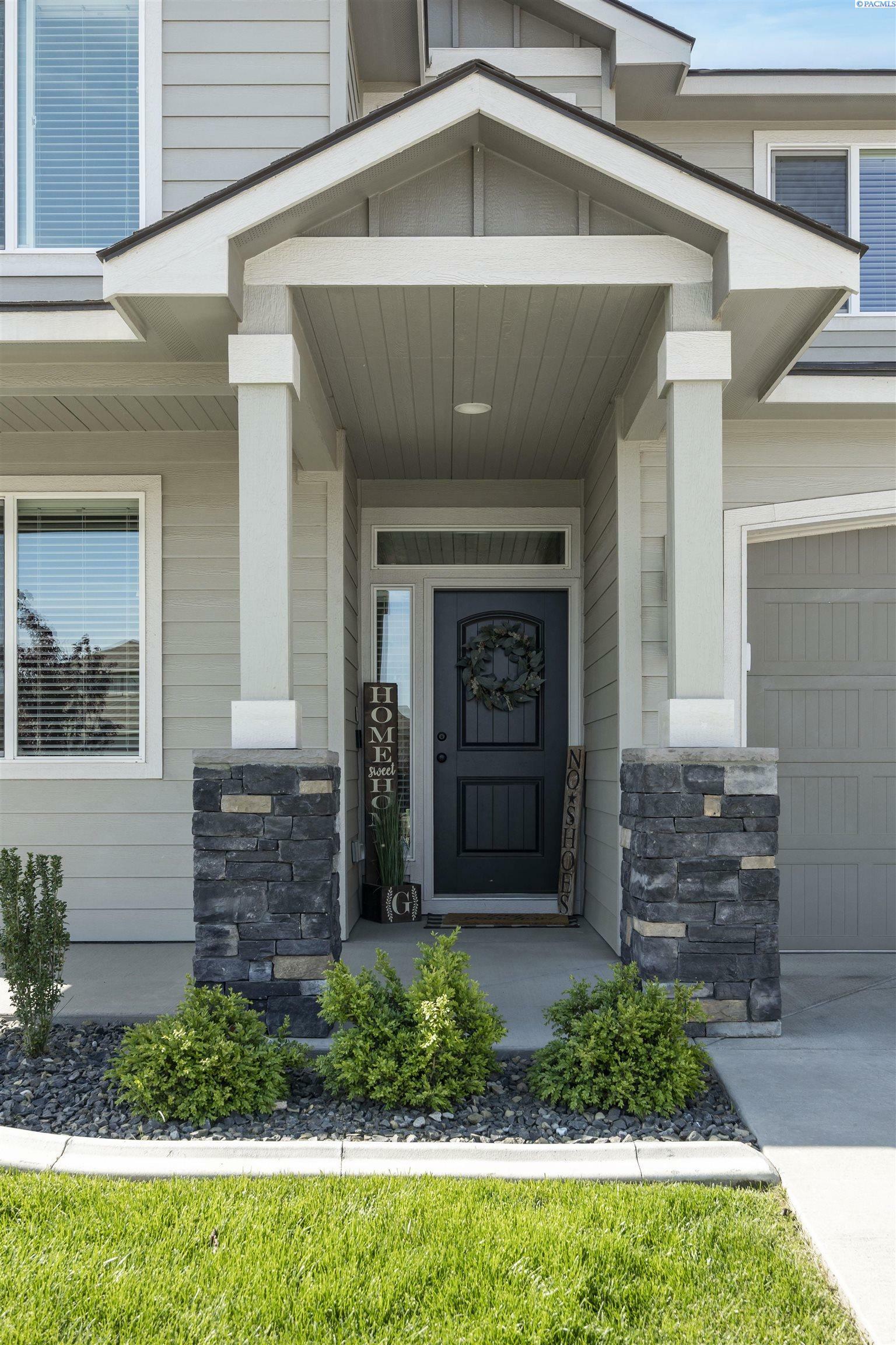 Property Photo: 7037 W 35th Ave WA 99338