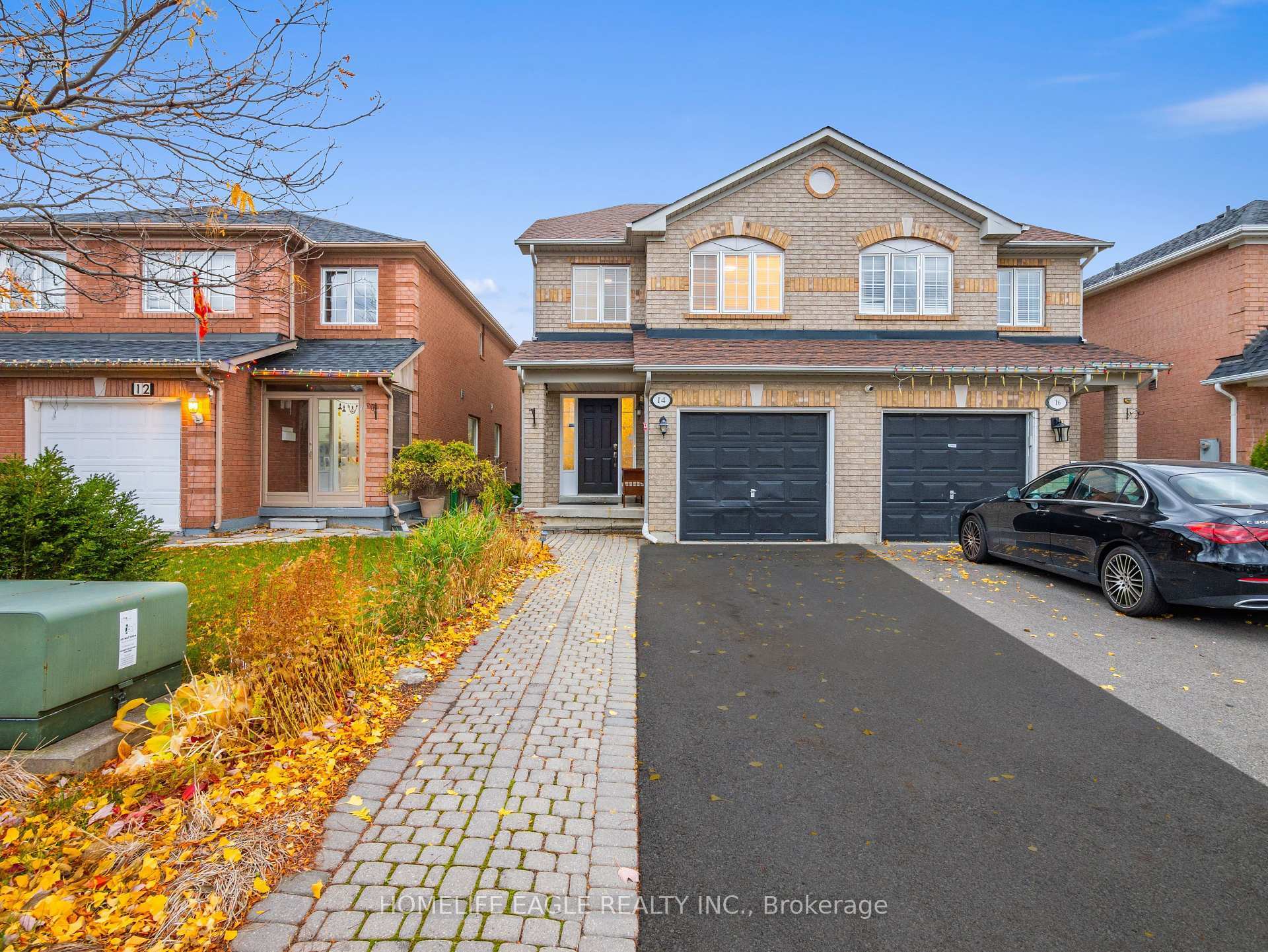 Photo de la propriété:  14 Corvette Court  ON L7A 2H7 