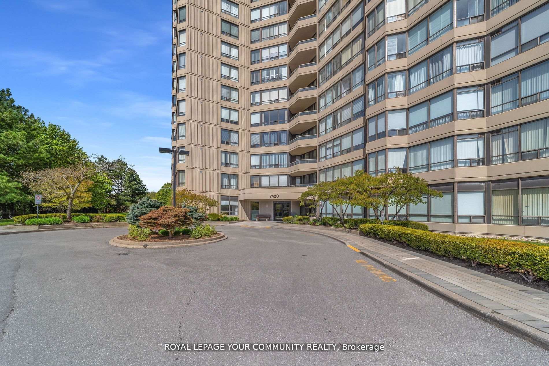 Property Photo:  7420 Bathurst Street 503  ON L4J 6X4 
