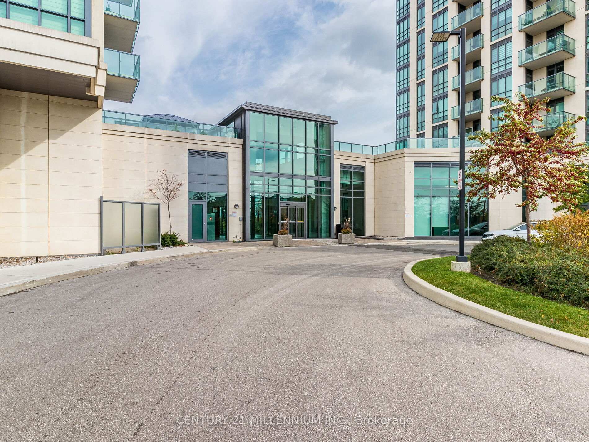Property Photo: 65 Yorkland Boulevard 1109 ON L4C 9Z4