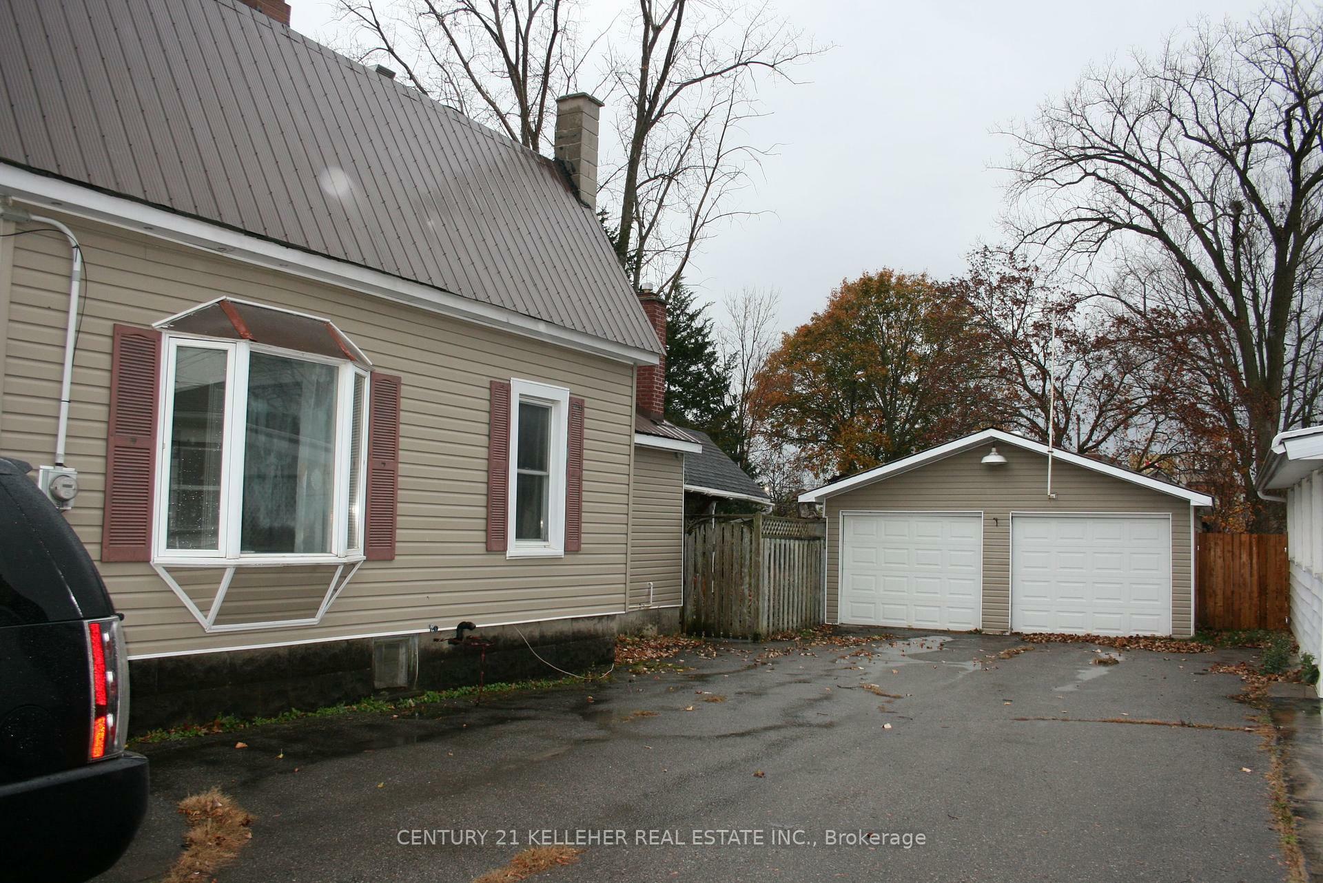 Property Photo: 19 Broad Street ON K0K 2T0
