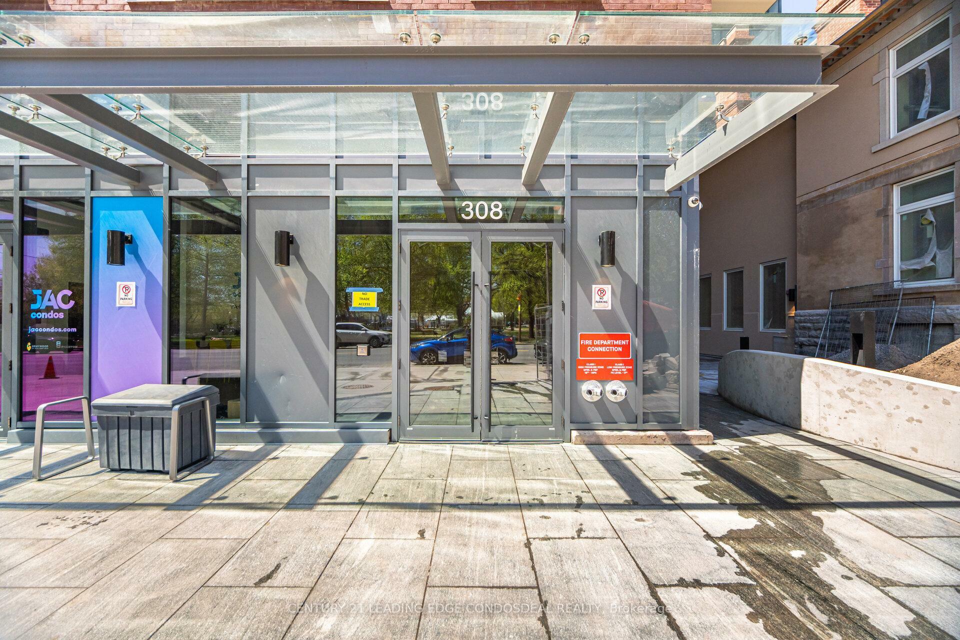 Property Photo:  308 Jarvis Street 3306  ON M5B 0E3 