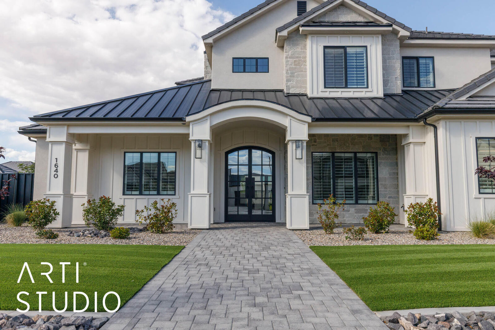 Property Photo: 1640 W Approach Ln UT 84770