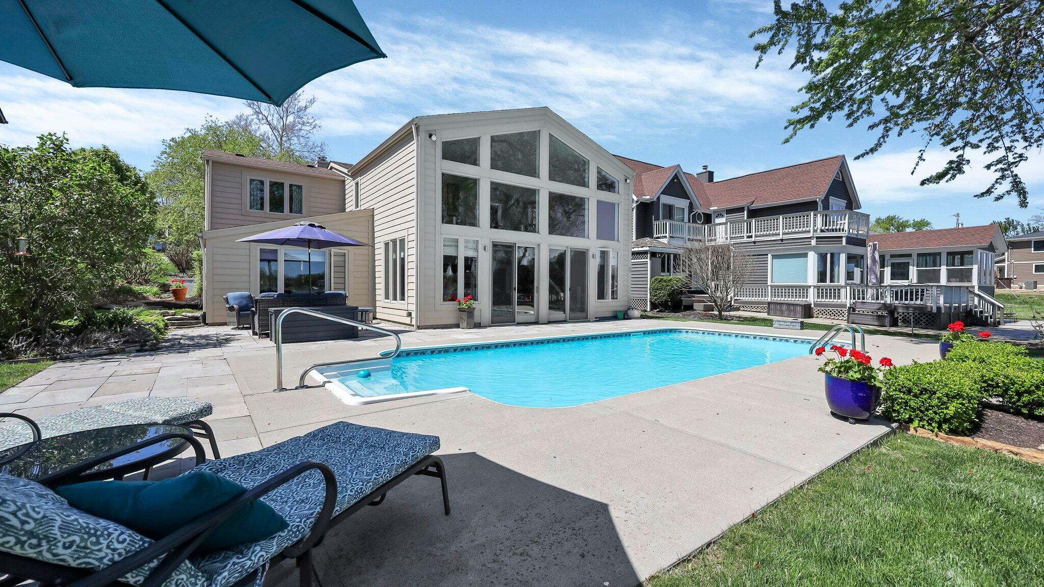 Property Photo: 1395 Chickasaw OH 43140