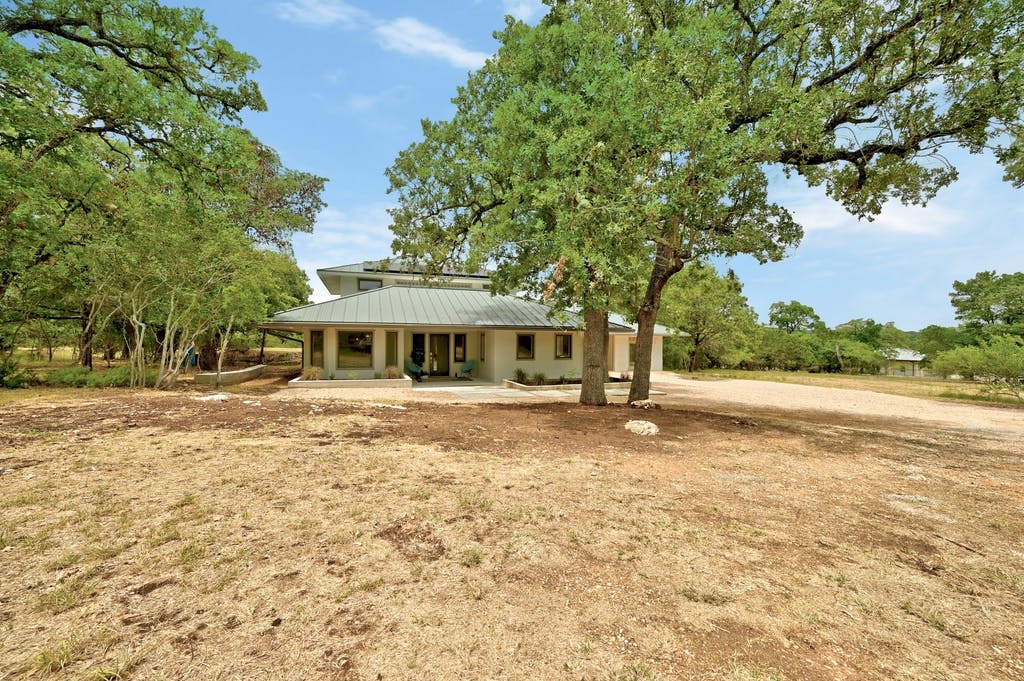 Property Photo: 107 W Concord Circle TX 78737