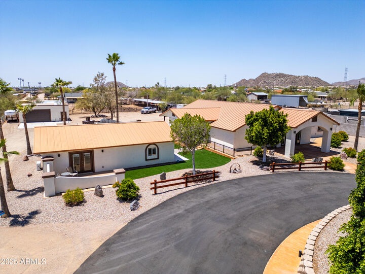 Property Photo:  920 N 104th Street  AZ 85207 