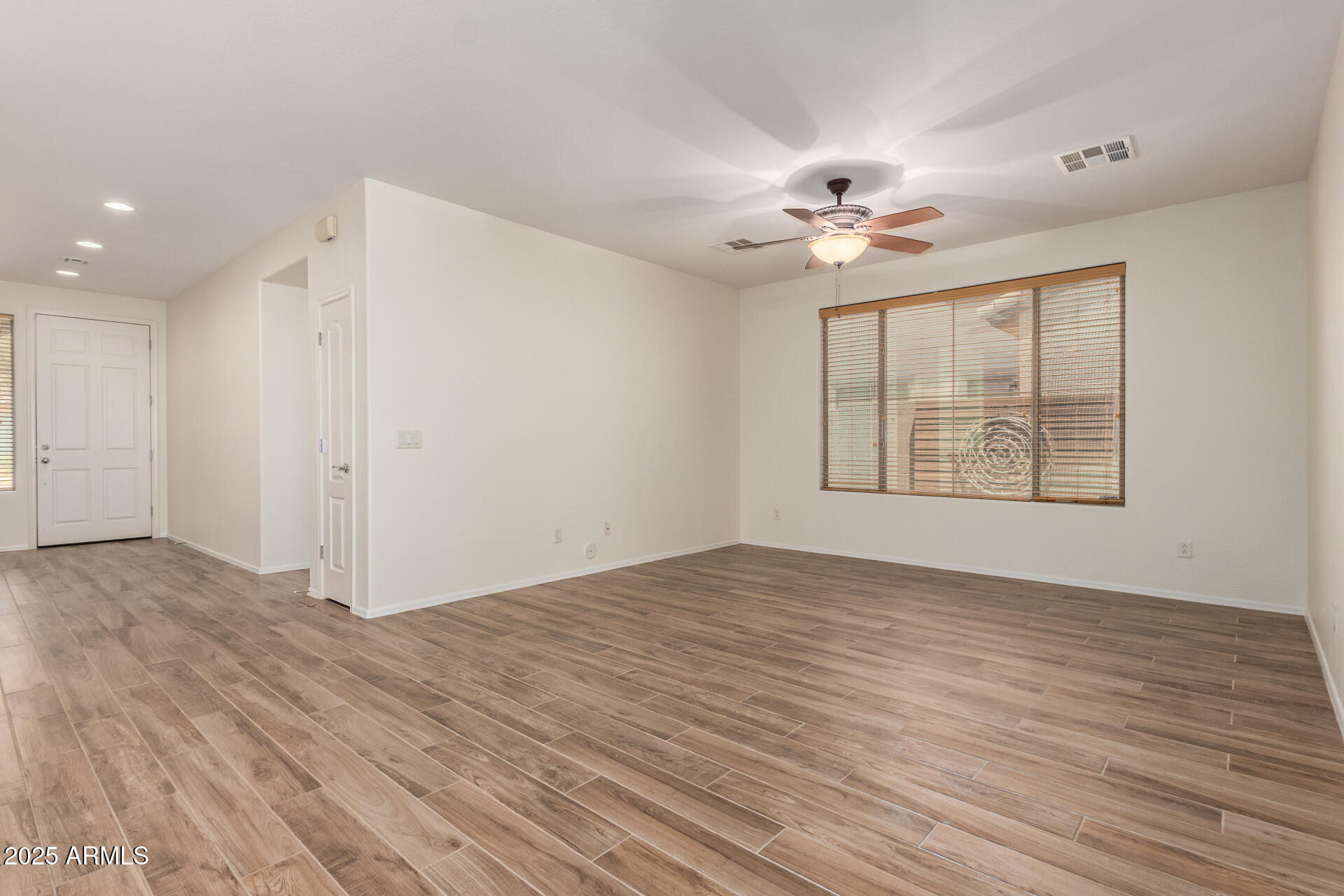 Property Photo:  21059 E Pickett Street  AZ 85142 