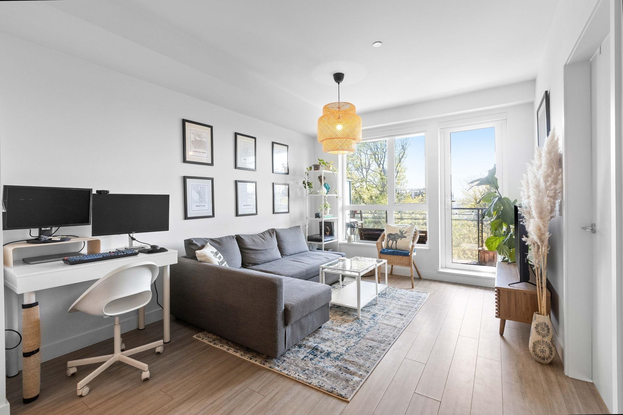 Property Photo: 747 E 3rd Street 309 BC V7L 1G8
