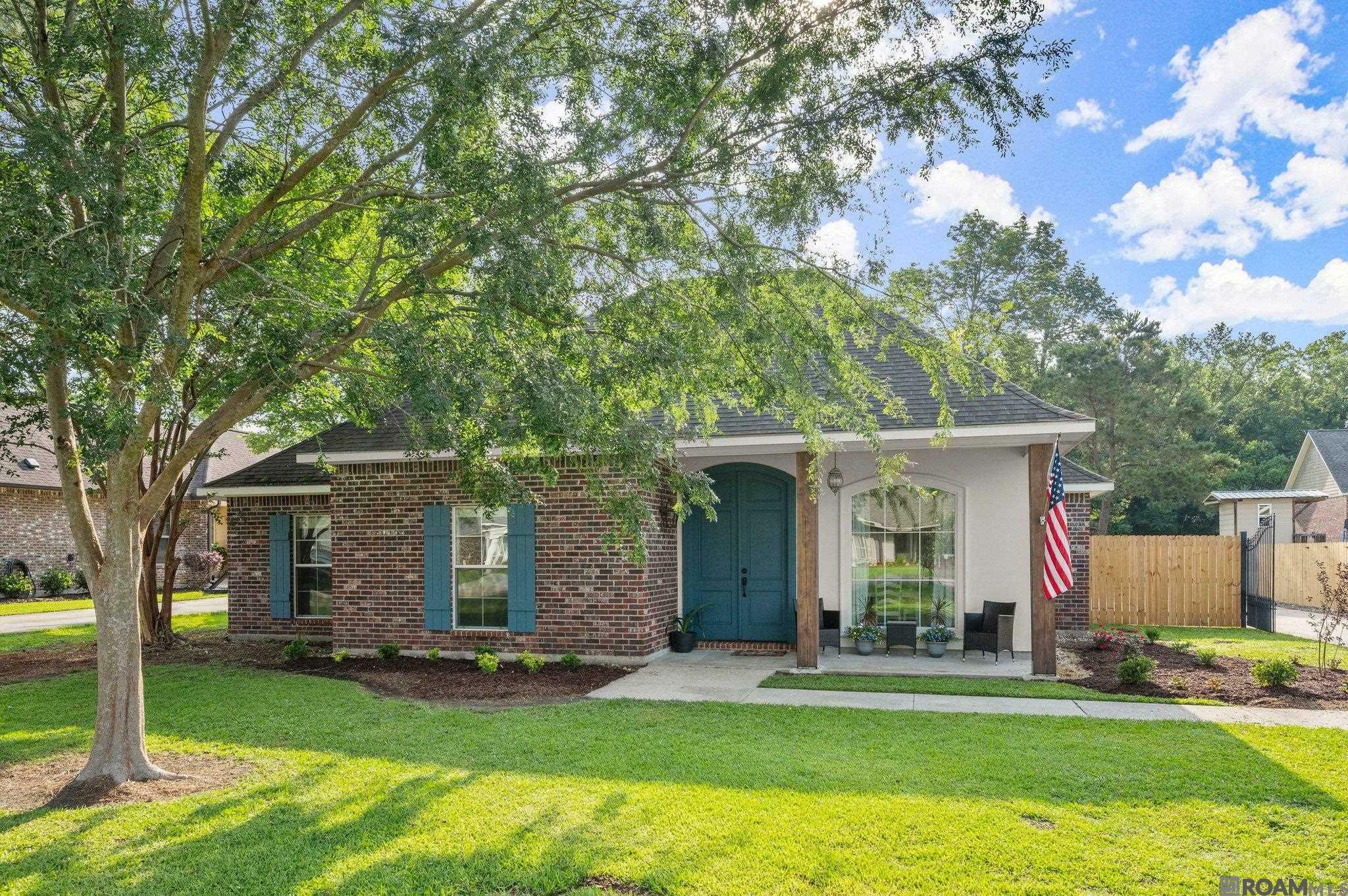 Property Photo:  12108 Coueron Dr  LA 70774 