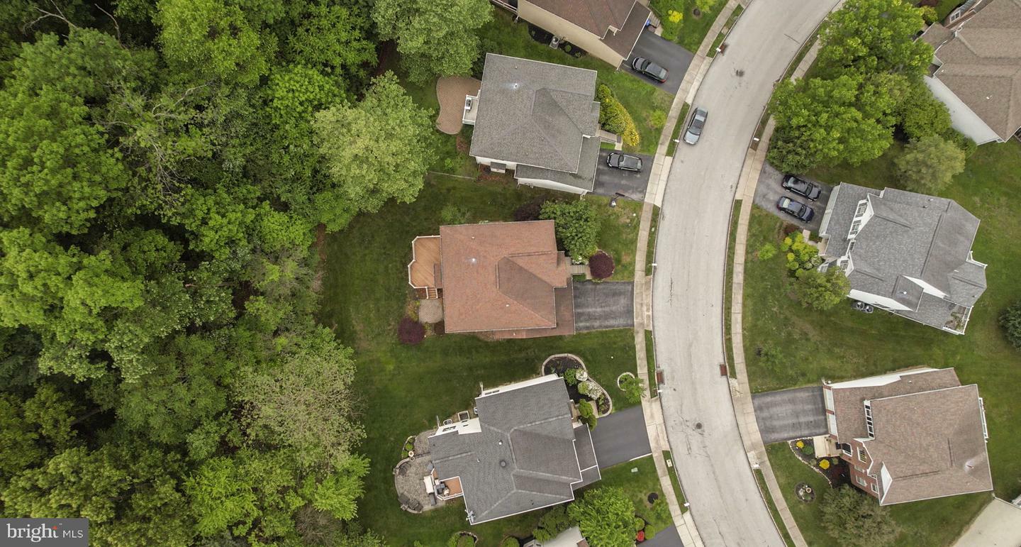 Property Photo: 230 Snowberry Way PA 19380