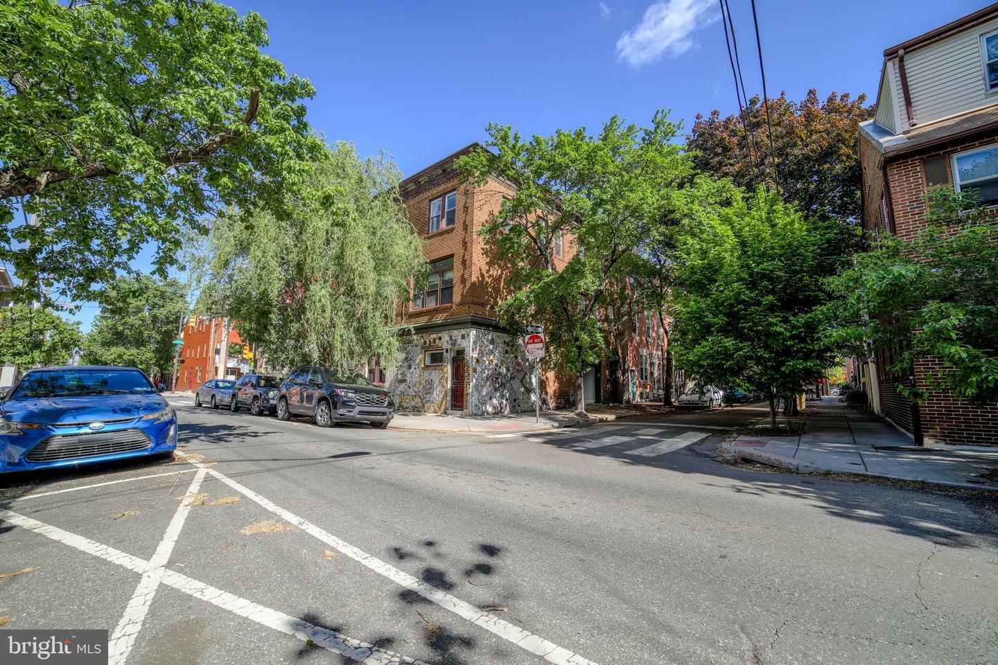 Property Photo: 1035 Bainbridge Street 37 B PA 19147