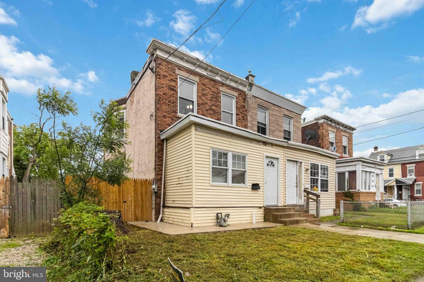 Property Photo: 25 S Front Street PA 19023
