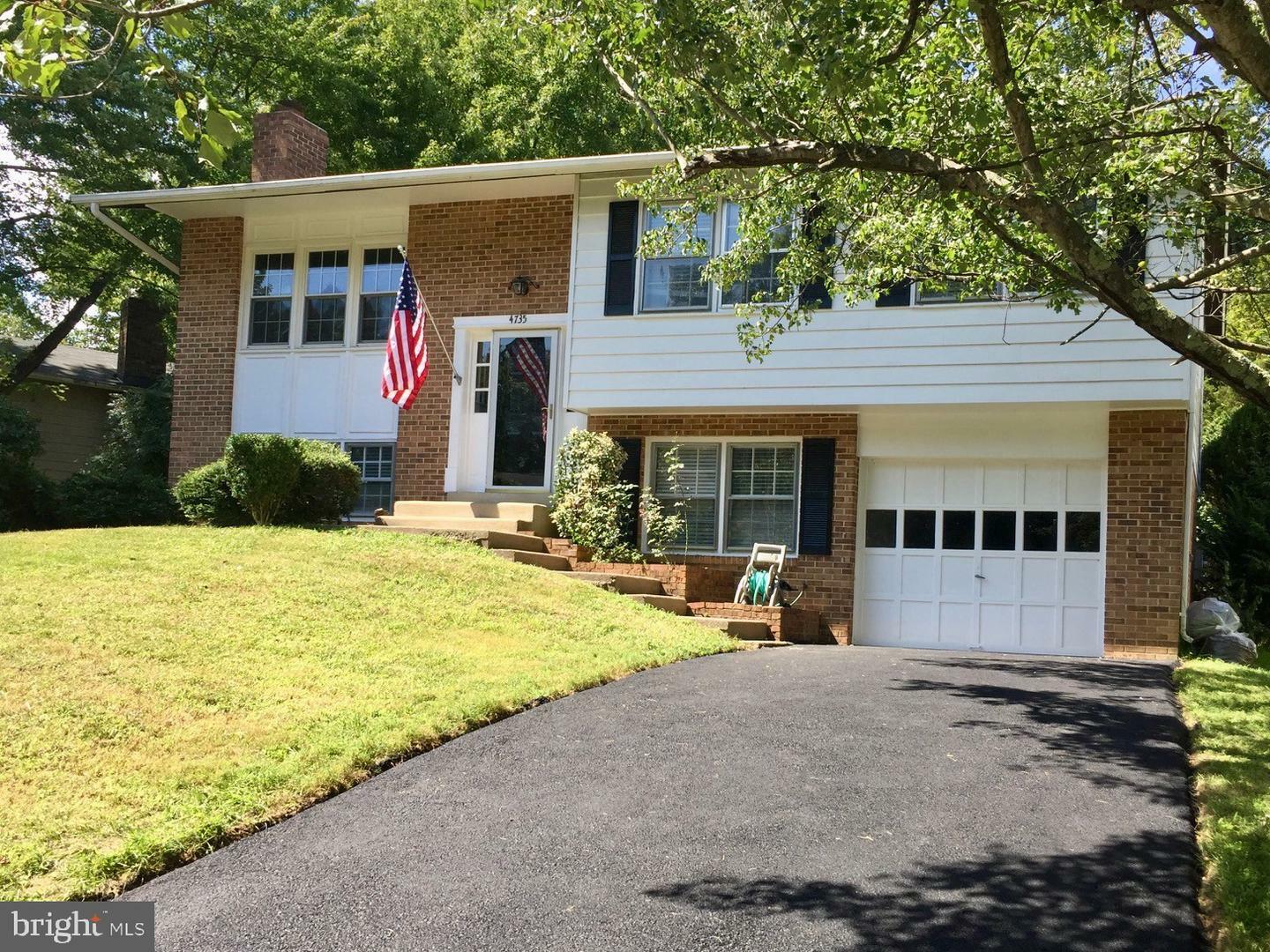 Property Photo: 4735 Carterwood Drive VA 22032
