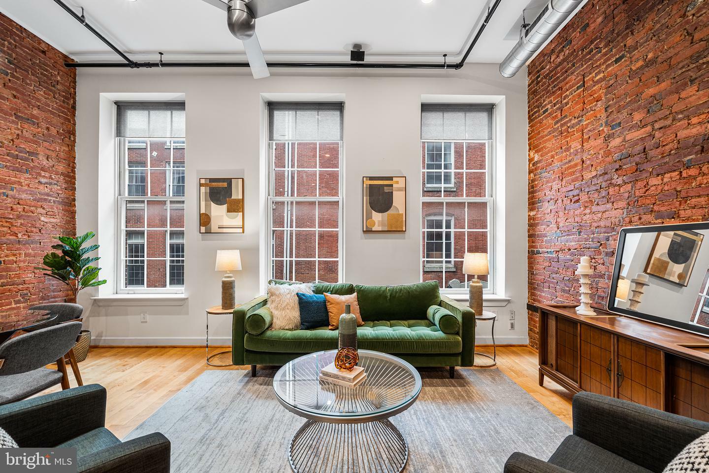Property Photo: 103-07 Church Street 11 PA 19106