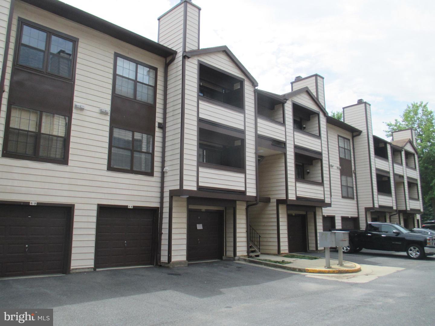 Property Photo: 1647 Carriage House Terrace G MD 20904