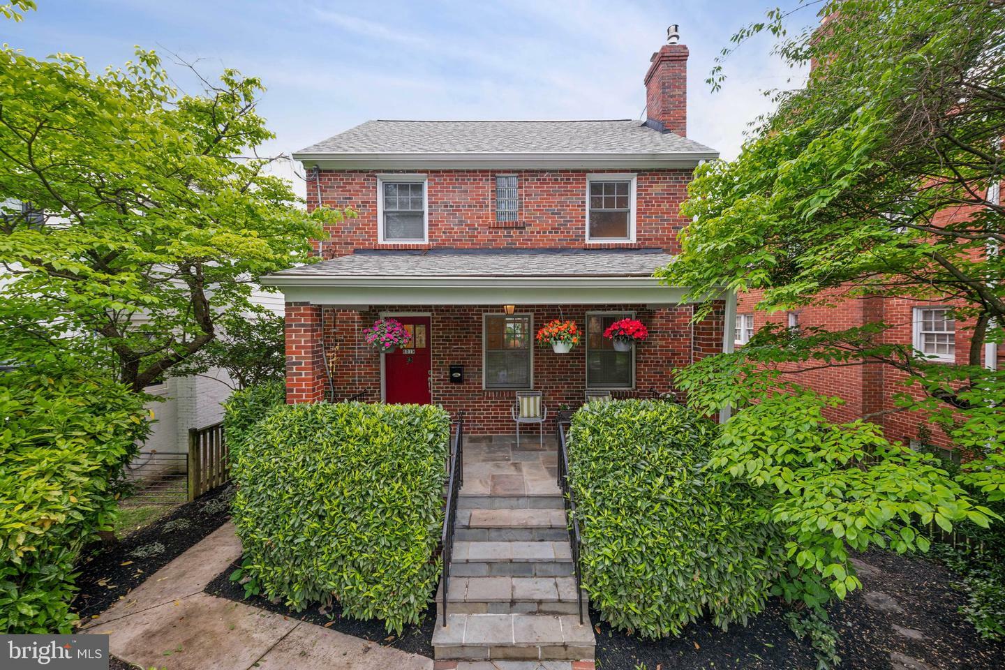 Property Photo: 5219 Western Avenue NW DC 20015