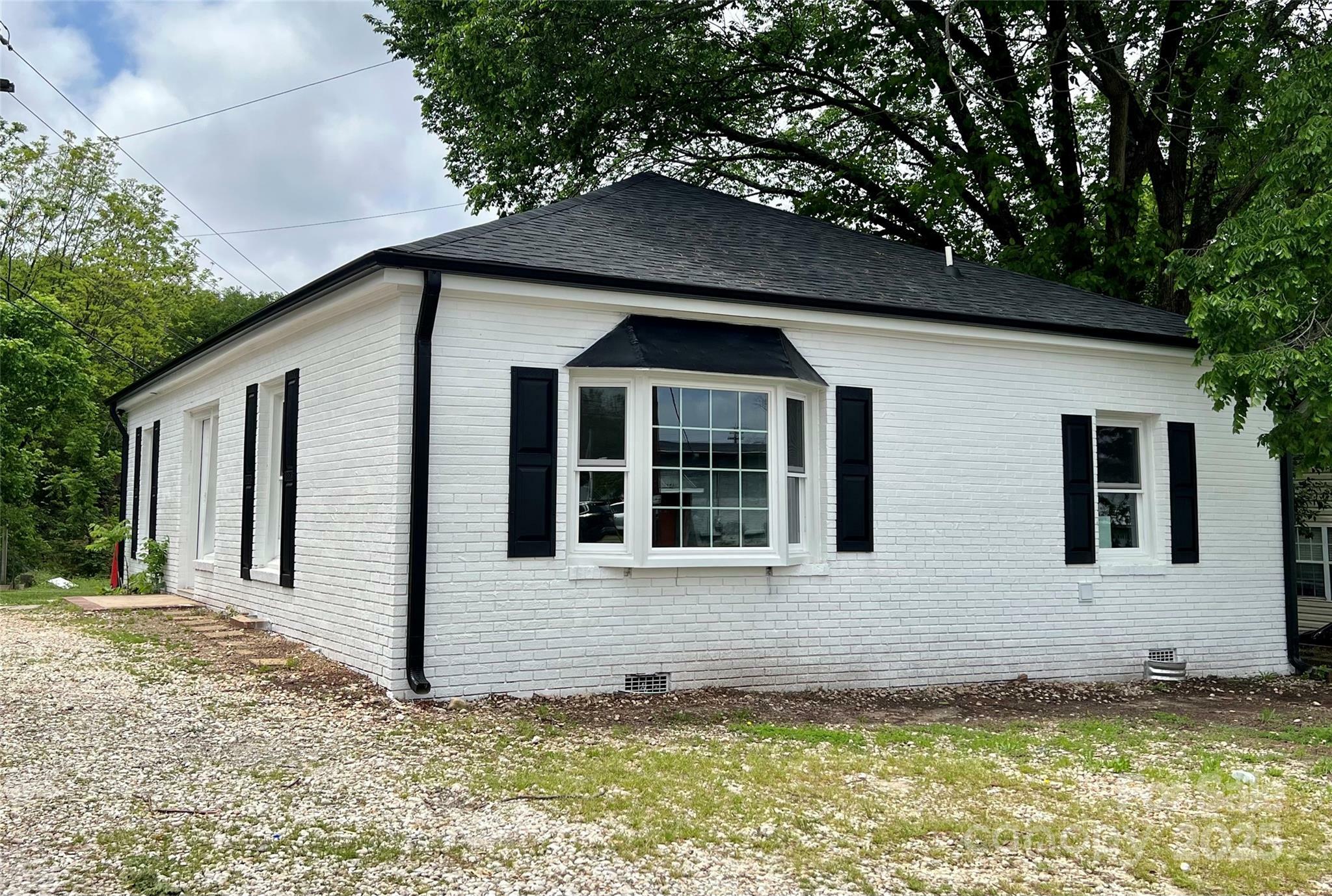 207 Eden Street  Davidson NC 28036 photo
