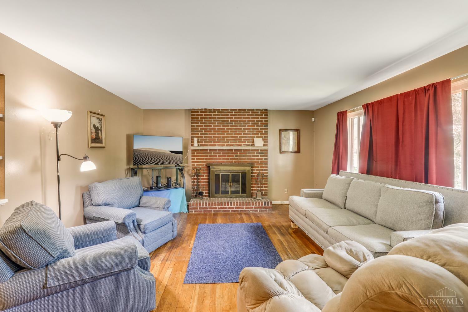 Property Photo: 1236 Purcell Avenue OH 45205