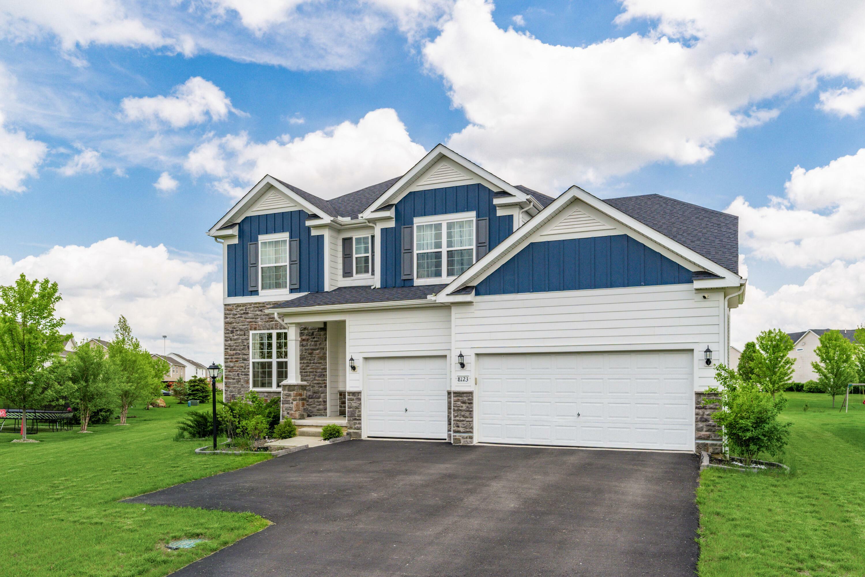 Property Photo: 8123 Comstock NW Terrace OH 43147